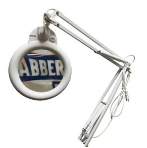 LL - Naturalight Adjustable Magnifying Light - Workshop Desk Lamp