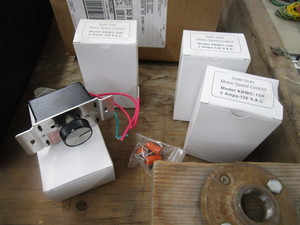 (4) Motor Speed Controllers