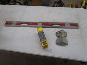 3 Alm Level & Stud Levels