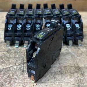 QO Single Pole Bolt On Miniature Circuit Breaker (120240V, 20A, 10kA) lot of 9