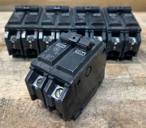 GE Miniature Circuit Breaker THQL, 70 A, 120240V AC, Single Phase lot of 5