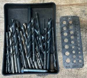 Random lot of 45 Drill bits