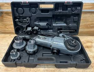 Klutch 2in. Electric Pipe Threader, Portable, 28 RPM, 10 Amps, Includes 6 Dies #5800218 Msrp $429.99