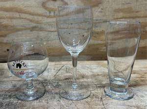 Random Glassware lot of 17