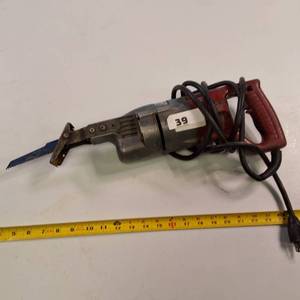 Vintage Milwaukee 6507 reciprocating saw