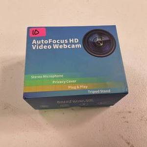 Autofocus HD Video Webcam features a built-in stereo microphone,