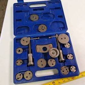 Astro brand 78618 universal brake caliper wind back tool kit