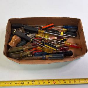 Large lot of Vintage screwdriver tools, including brands such as Craftsman and Stanley