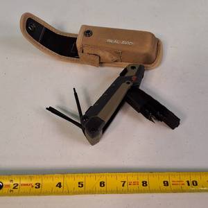 Real Avid Gun Tool Pro - AR15, a 35-function multi-too