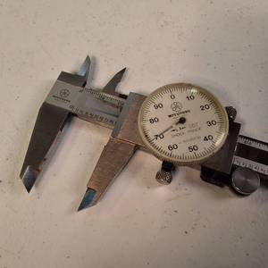 Mitutoyo 505-637-50 Dial Caliper  6  150mm Stainless Steel Precision Measuring Tool