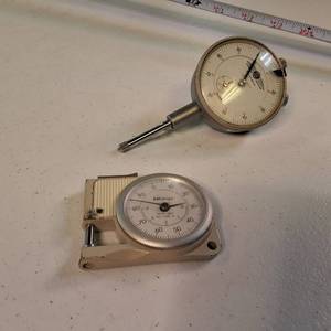 Lot of 2 Mitutoyo Dial Indicators  Precision Machining & Inspection Tools