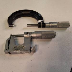 Lot of 2 Mitutoyo Precision Micrometers 0-1 Outside & 0-1 Interchangeable Anvil