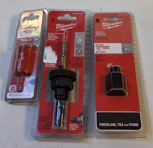 Milwaukee Diamond Plus Hole Saw Lot 78 Hole Saw, Quick-Change Arbors & Adapters (3) item lot