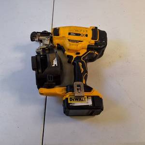DEWALT 20V MAX XR Cordless 15-Degree Coil Roofing Nailer (Model DCN45RN)