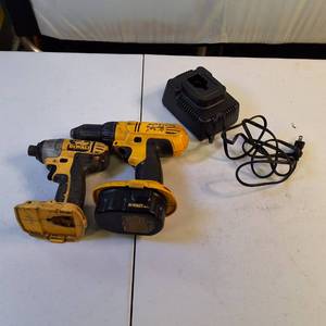 DeWalt 18V Cordless Drill & Impact Driver Set with (1) Battery and Charger
