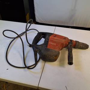 Hilti TE 70-AVR SDS Max Corded Rotary Hammer Drill - Heavy Duty 120V