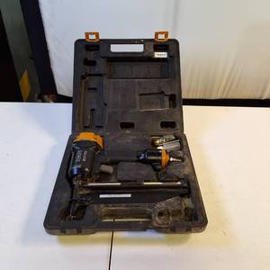 Stanley Bostitch SB-1842BN 18-Gauge Pneumatic Brad Nailer with Hard Case