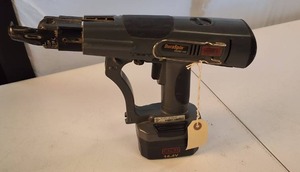 Senco DuraSpin DS202-14V 14.4V cordless auto-feed screwdriver.