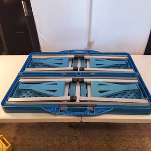 GoDecor camping table in blue, which folds into a compact carrying case