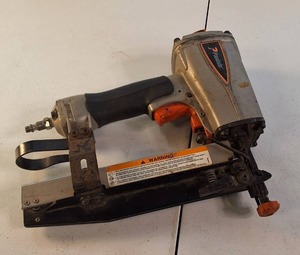 Paslode S200-S16 pneumatic framing stapler
