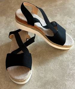 DR - Womens Wedge Sandals - Black Straps & Jute Platform - Size 40