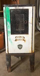 LG - Jungers Antique Stove