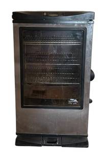 G - Masterbuilt Electric Smoker - Glass Door, Digital Control Panel