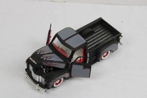 Chevrolet Pickup Die-Cast 124 Scale with Flame Graphics