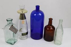 Vintage whiskey decanters Jack Daniels, Old Fitzgerald, cobalt blue (Lot of 5) (EMPTY)