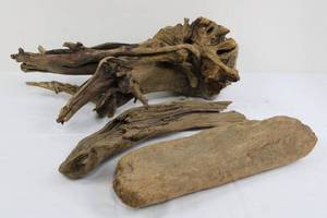 Driftwood Decor Set - 4 Pieces (Three Branches & Flat Slab) 20-25