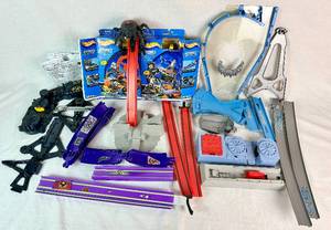 Hot Wheels Bundle of Micro Car Playsets and Robo Wheels Extreme Half Pipe Track System