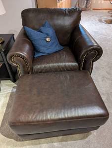 Italian Leather Chair & Ottoman Set - 40 x 36 x 34 in