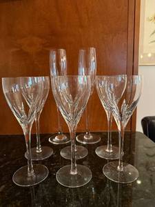 Crystal Wine Glasses - Set of 6 - 9 in Tall - Cut Pattern Stemware