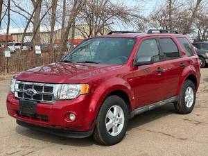 2009 FORD ESCAPE XLT 4x4  118k Miles (NO RESERVE)