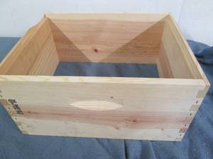 Solid Wood stackable deep bee hive ...