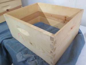 Solid Wood stackable deep bee hive ...