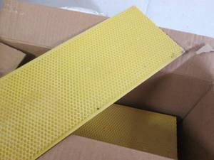 25 Small deep foundation bee frames...