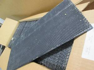 100 Large deep foundation bee frame...