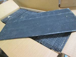 100 Large deep foundation bee frame...