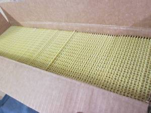 100 Small deep foundation bee frame...