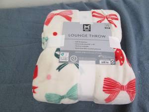Lounge throw...