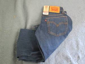 Levis Jeans 25 26...