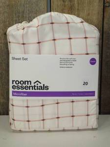 Queen Microfiber Sheet Set Pink Grid - Room Essentials