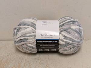 NEW MAINSTAYS COZY CHENILLE YARN 220YDS.