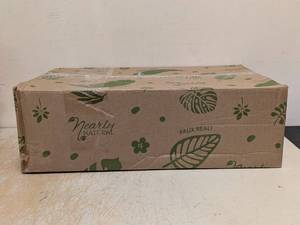 NEW NEARLY NATURAL DOZEN SILK ROSES IN RECTANGULAR