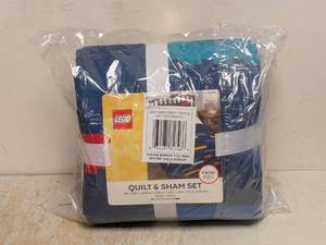 NEW LEGO QUILT AND SHAM SET FULLTWIN