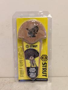 NEW STRUT 3BEARD MOUNTING PLAQUE