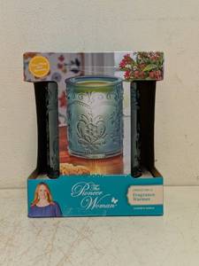 NEW THE PIONEER WOMAN EMBOSSED AMELIA FRAGRANCE WARMER