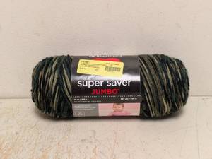 NEW YARNSPIRATIONS RED HEART SUPER SAVER JUMBO ONE ROW BABY BLANKET CAMOUFLAGE