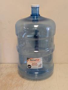 NEW AMERICAN MADE WATER BOTTLE